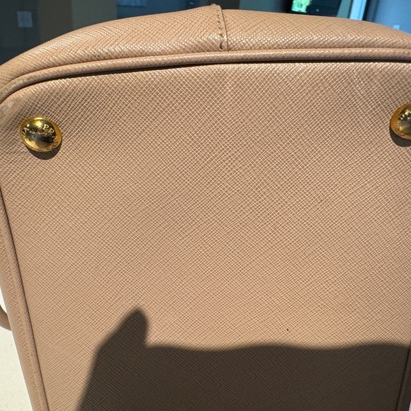 COPY - Prada Saffiano Lux Galleria Double Zip Tote -size Large - Picture 13 of 16